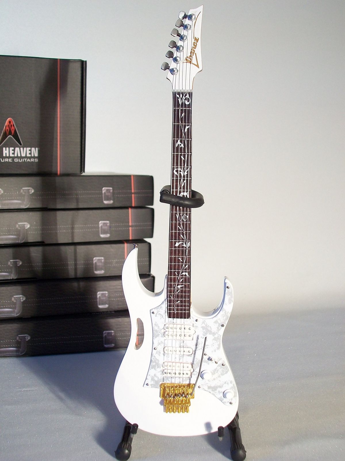 AXE HEAVEN アックスへブン スティーブ・ヴァイ シグネイチャー ホワイトJEM ミニチュア ギター Steve Vai Signature White Jem Mini Guitar