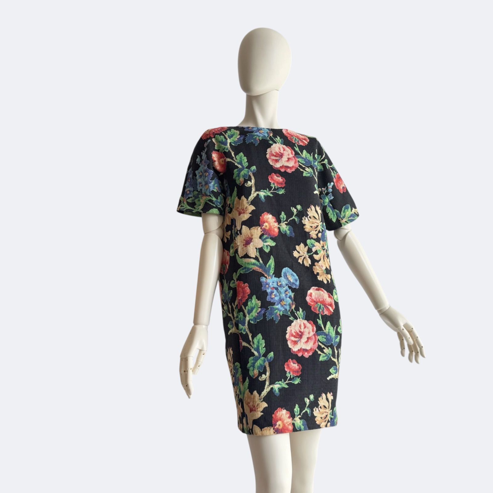 GRACE CONTINENTAL ブラック花柄ワンピース GRACE CONTINENTAL ワンピース 花柄 ブラック 半袖 - メルカリ