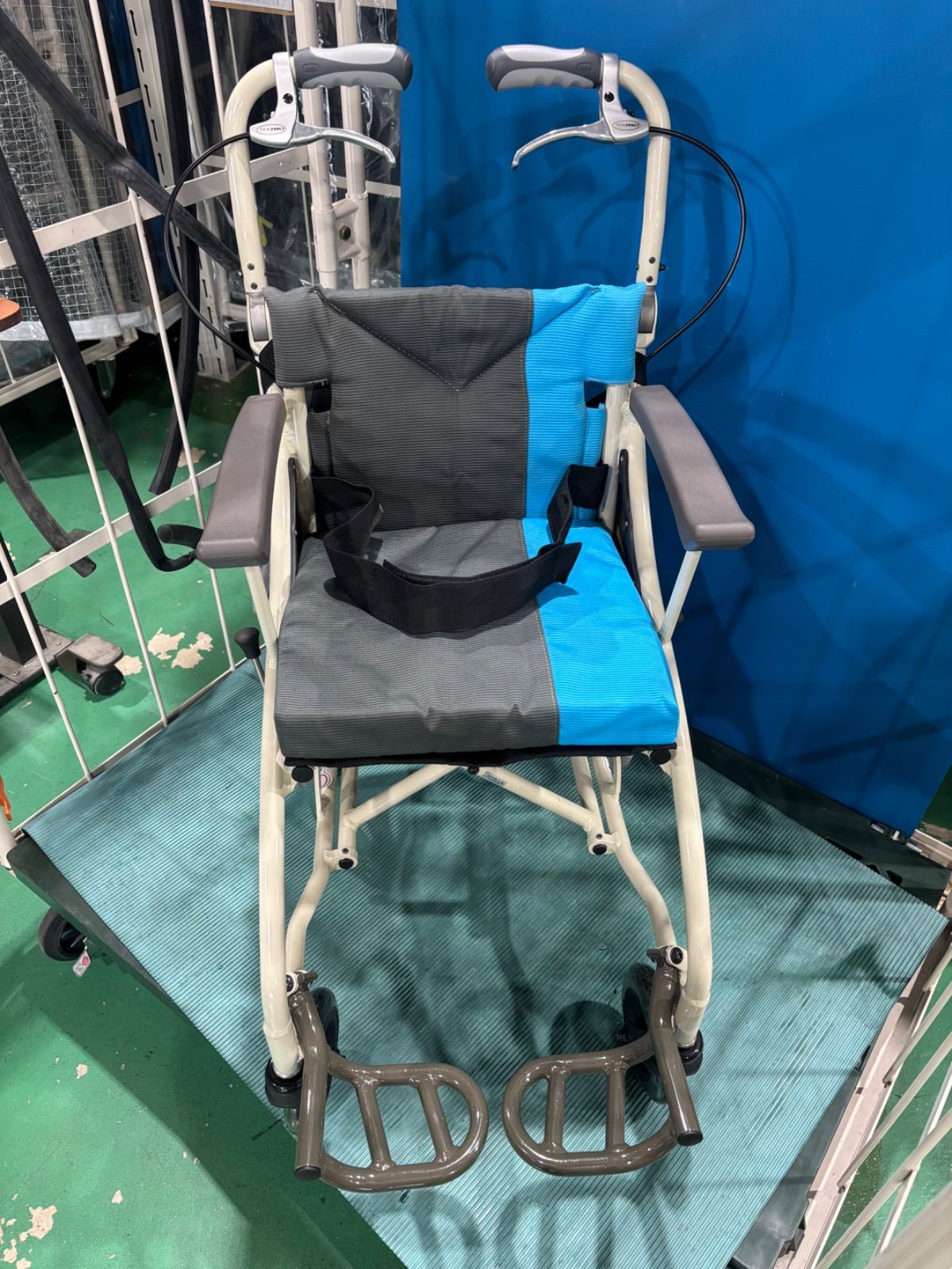 カワムラサイクル AY12-35 あい＆ゆうき 歩行補助兼用車いす 軽量 送料無料】カワムラサイクル 【あい＆ゆうき】AY12-35 歩行補助兼用