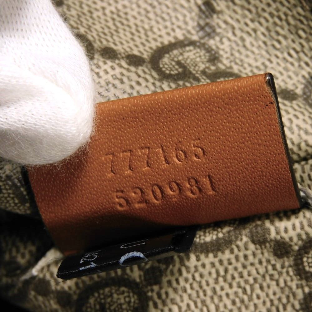 GUCCI グッチ ロゴ プリント ポーチ キャンバス ライトブラウン リスト