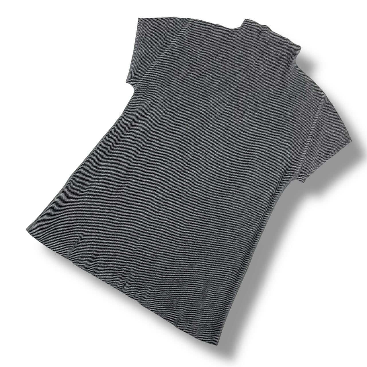 PLEATS PLEASE ISSEY MIYAKE グレー サイズ3 新品同様 ISSEY MIYAKE イッセイミヤケ PLEATS PLEASE プリーツ