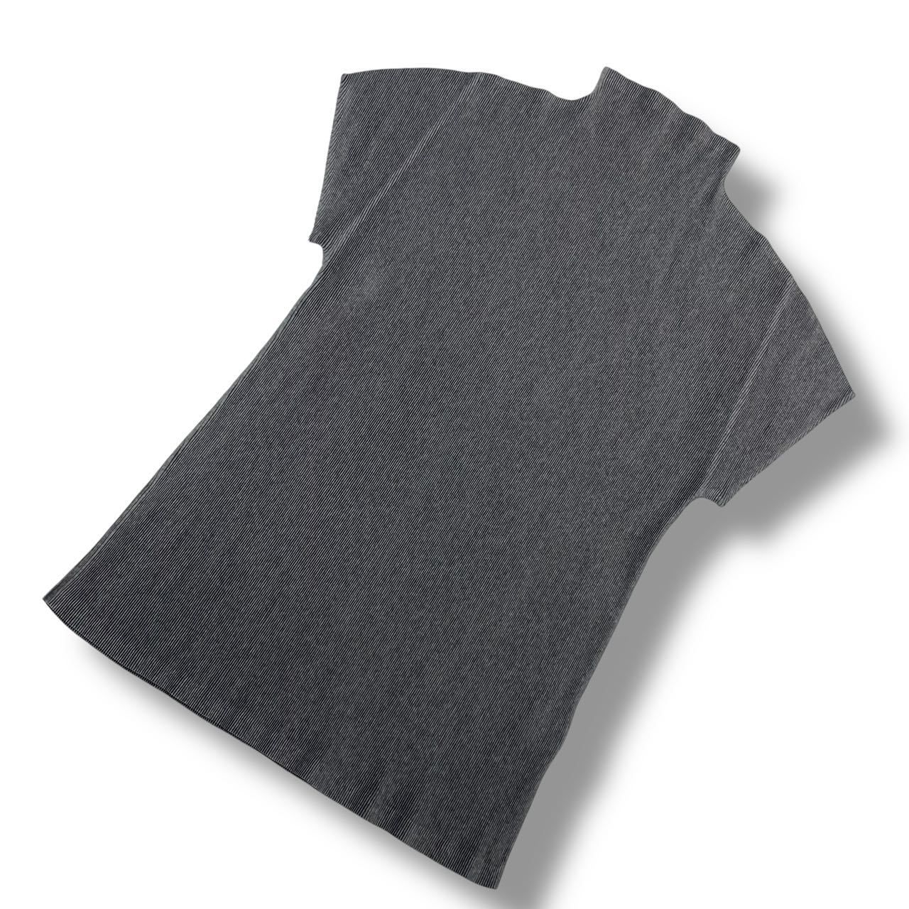 新品同様 ISSEY MIYAKE イッセイミヤケ PLEATS PLEASE プリーツ