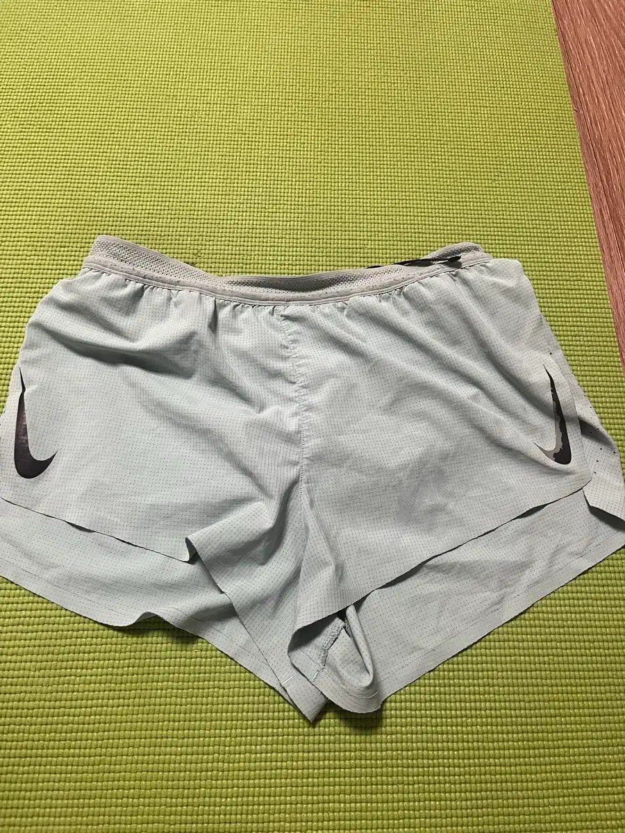 ナイキ エアロスイフト ショーツ