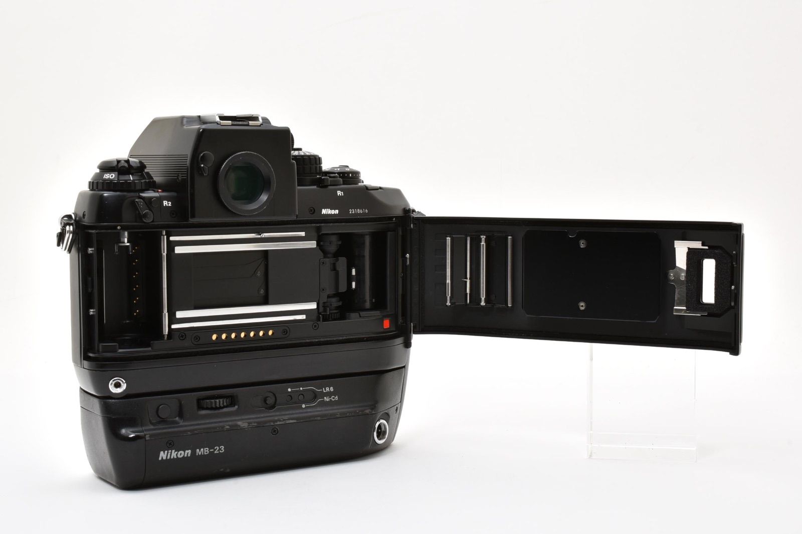 カメラ、光学機器 ☆良品☆ Nikon ニコン F4E ボディ+ MB-23 フィルム