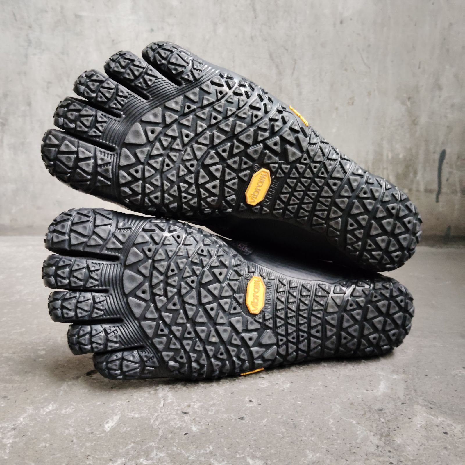 SUICOKE Vibram FiveFingers humamphibian-HI 26.5cm スイコック