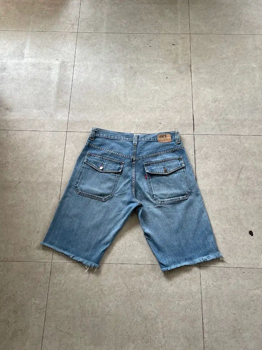リーバイス デニム ハーフパンツ 32 7,508円