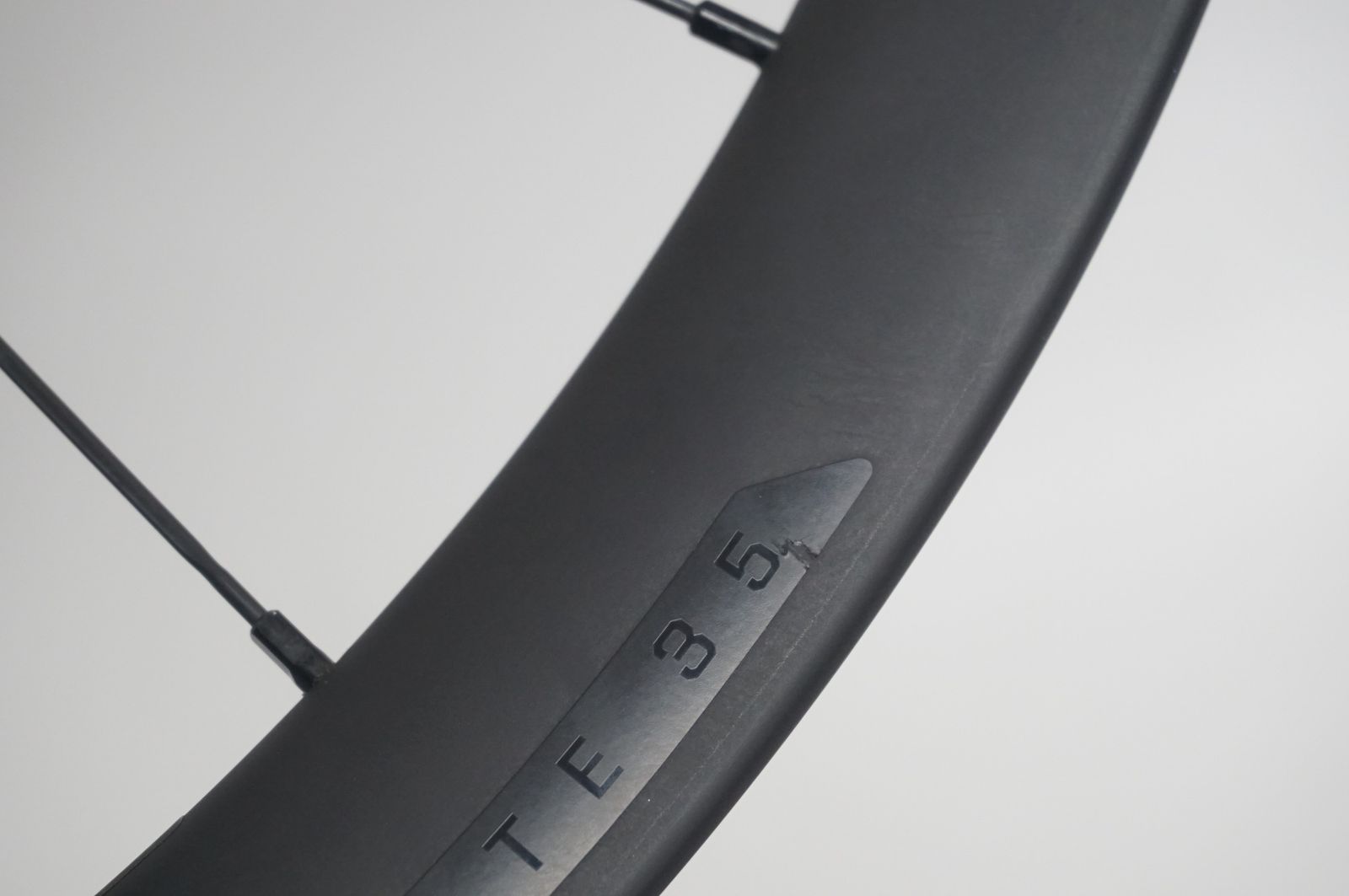 ジャンク BONTRAGER 「ボントレガー」 AEOLUS ELITE 35 TLR DISC