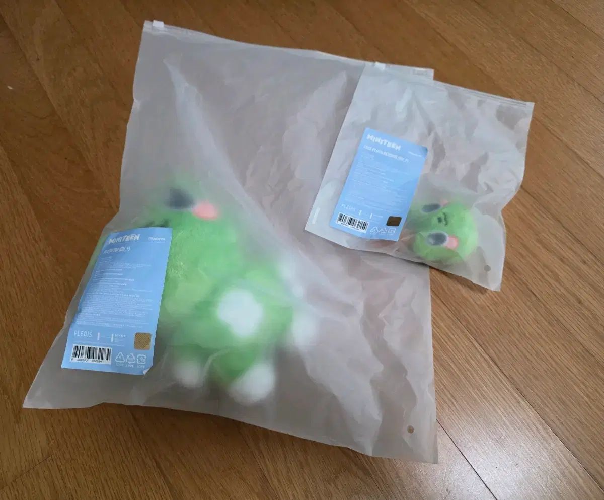 ミニプーポップアッププッシュトイキーホルダー 出品