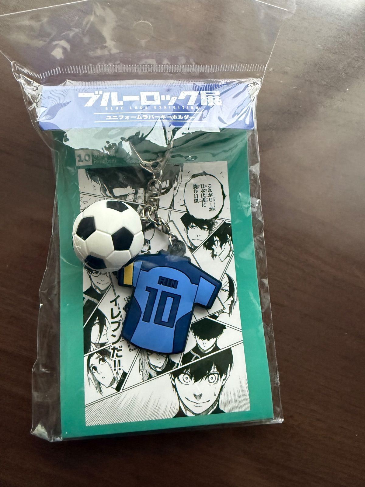 ブルーロック展 糸師凛 Tシャツ ユニフォームラバーキーホルダー ブルーロック展 糸師凛 Tシャツ ユニフォームラバーキーホルダー