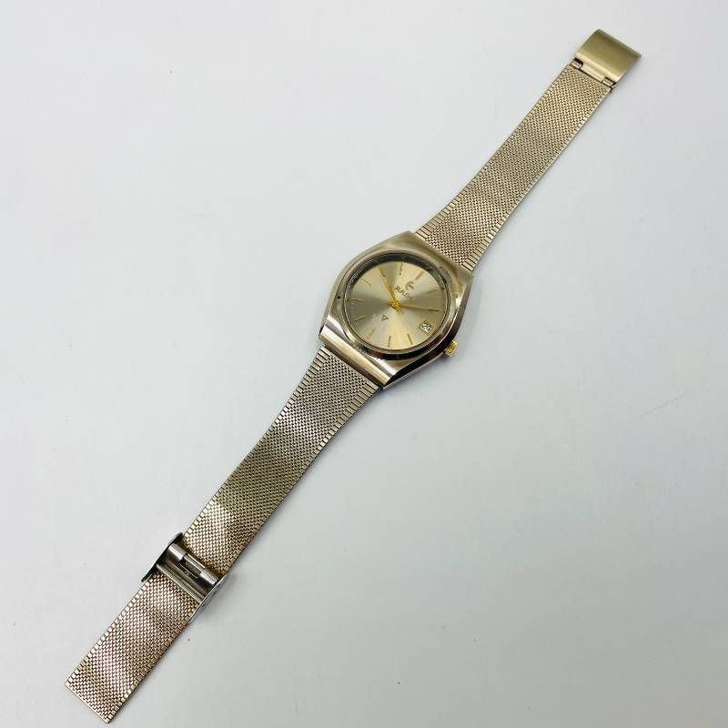 ラドー RADO バルボア V BALBOA クォーツ デイト シルバーサンレイ文字