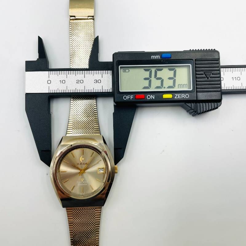 ラドー RADO バルボア V BALBOA クォーツ デイト シルバーサンレイ文字