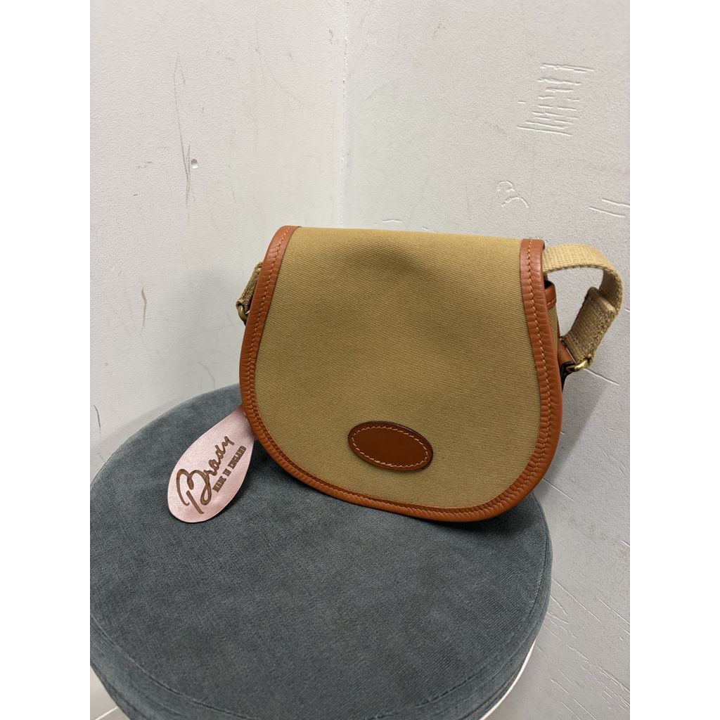 BRADY ブレディ AIRE MINI キャンバスショルダーバッグ ベージュ size