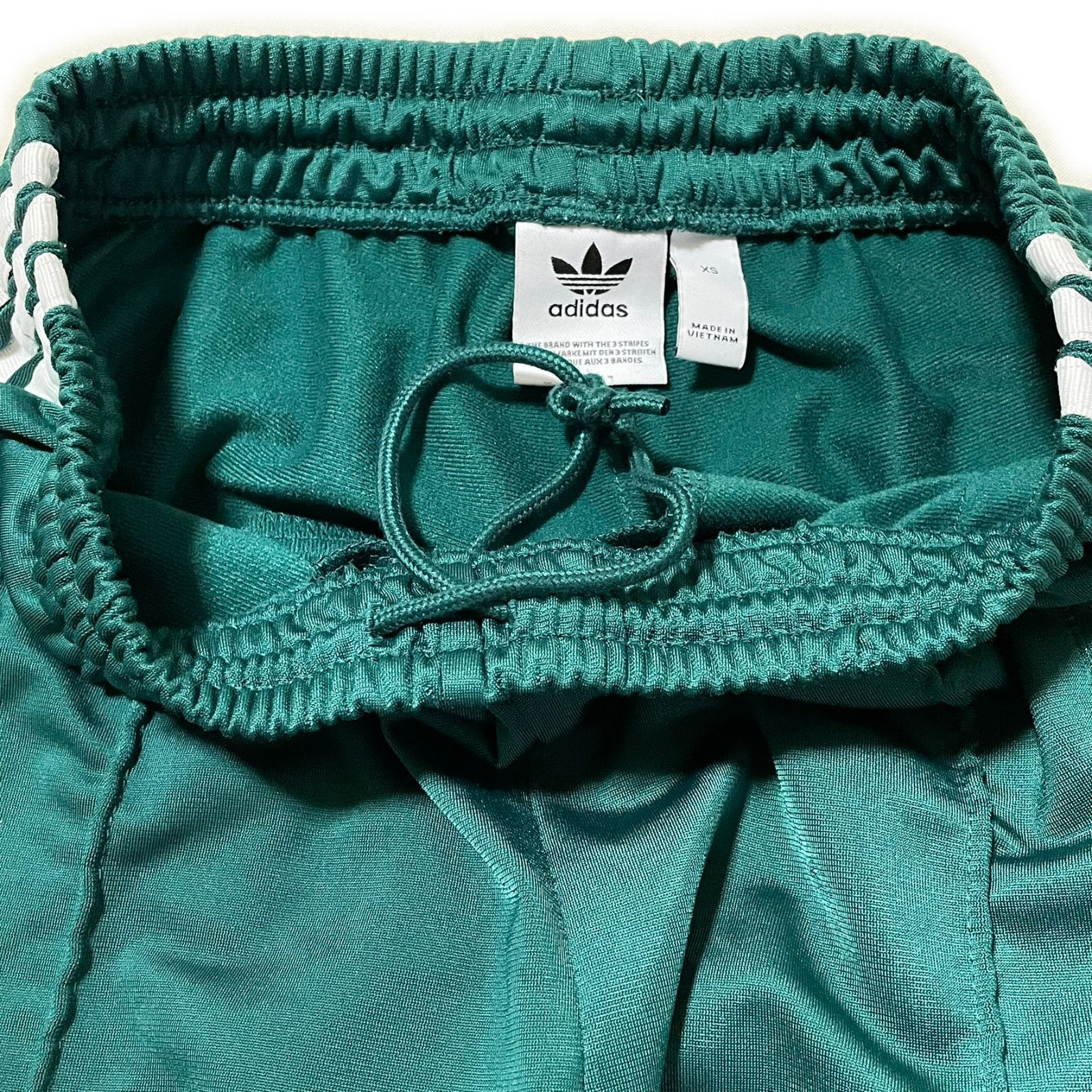 古着 adidas アディダス トラックパンツ トレフォイルロゴ スリー