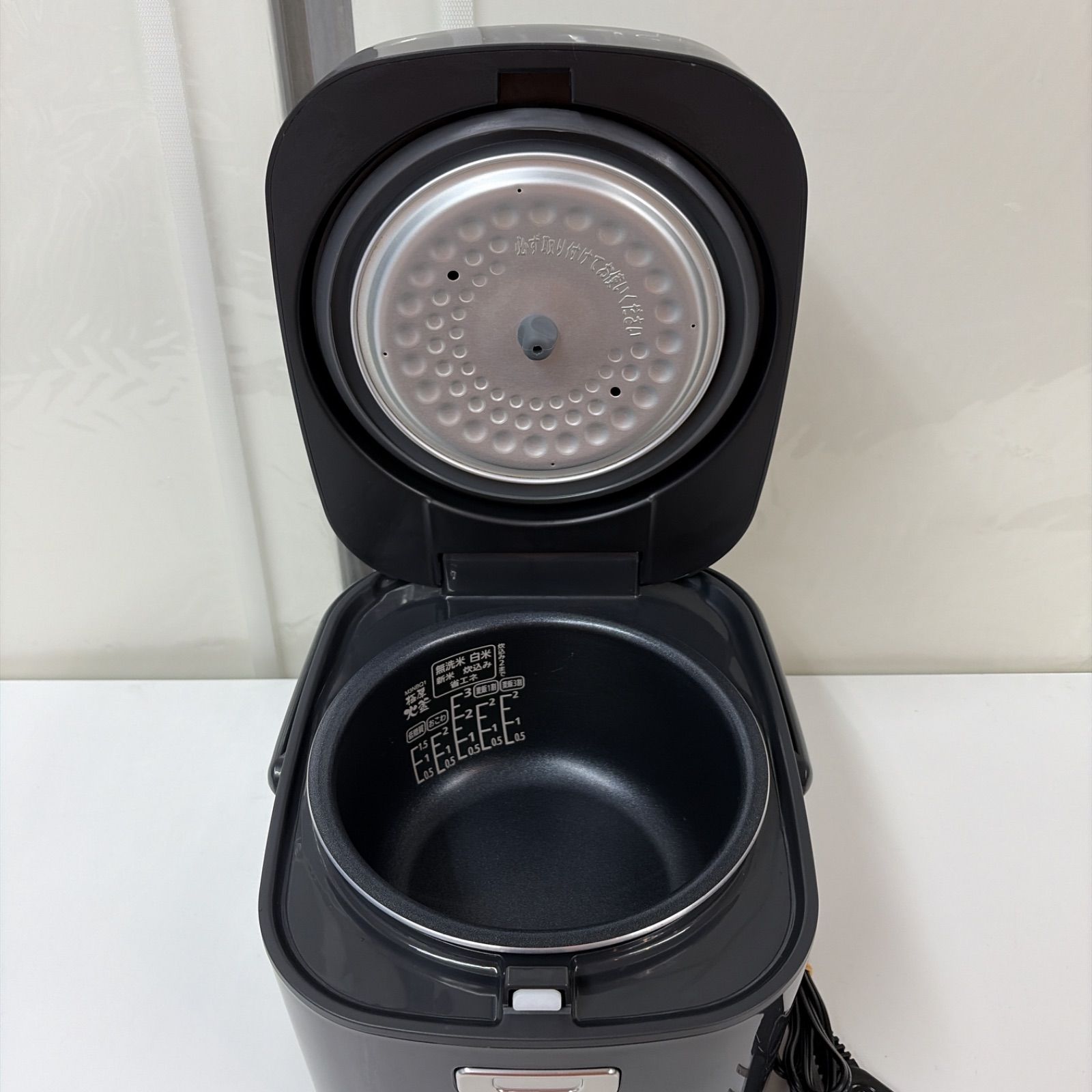 R659 ☀️ 2024年製の高年式♪ アイリスオーヤマ 炊飯ジャー 3合炊き 