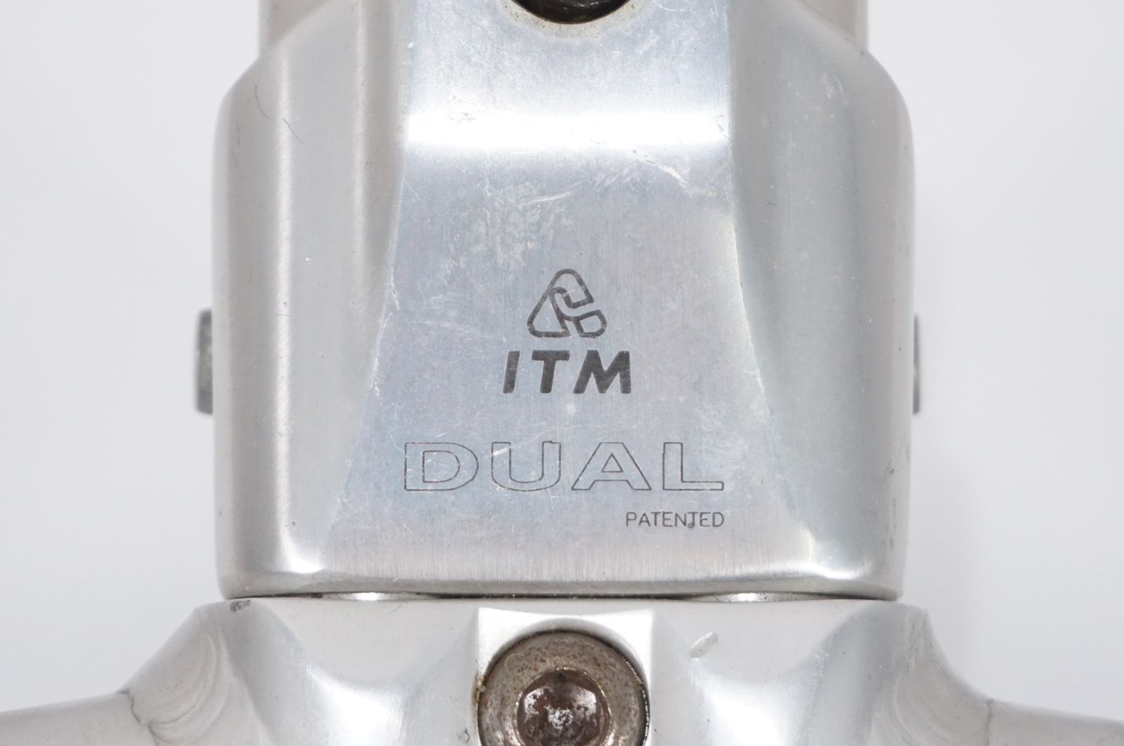 ITM 「アイーティーエム」 DUAL AERO TTバー / バイチャリAKIBA店 ITM