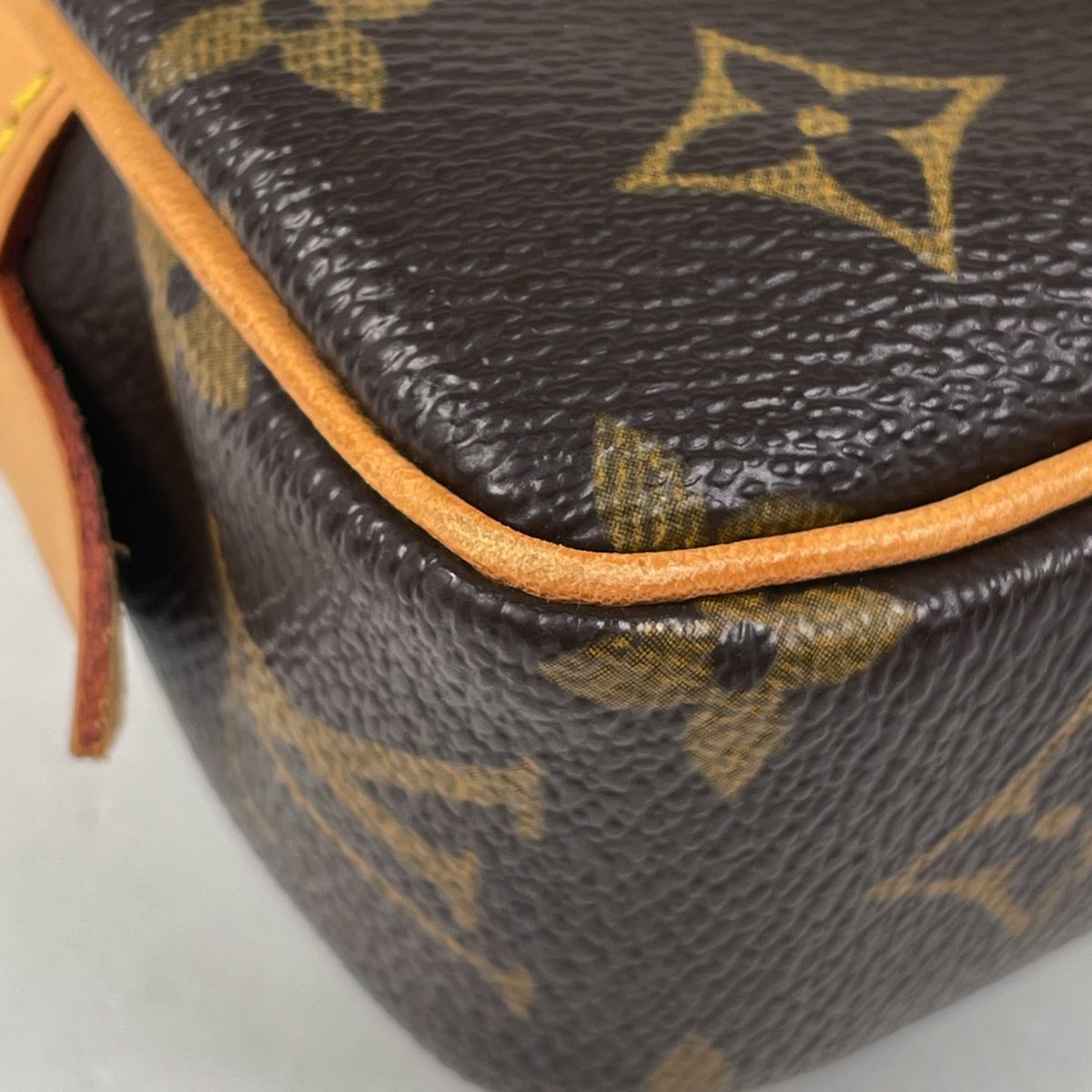 ルイ・ヴィトン Louis Vuitton ポシェット マルリー バンドリエール