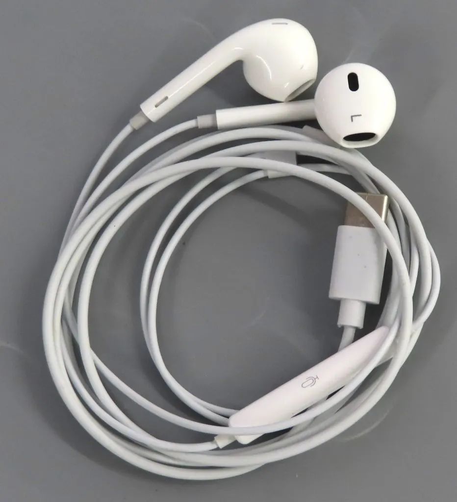 中古】ヘッドフォン Apple純正 イヤホン USB TYPE-Cプラグタイプ (箱説