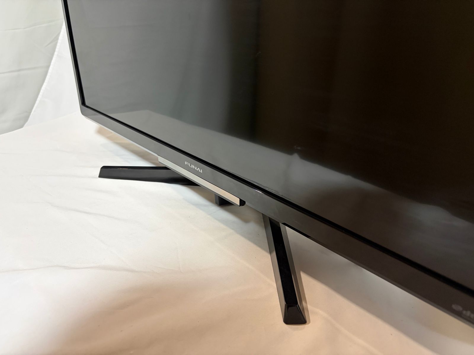 □ フナイ FUNAI 液晶テレビ 32V型 ハイビジョン Wチューナー 外付け