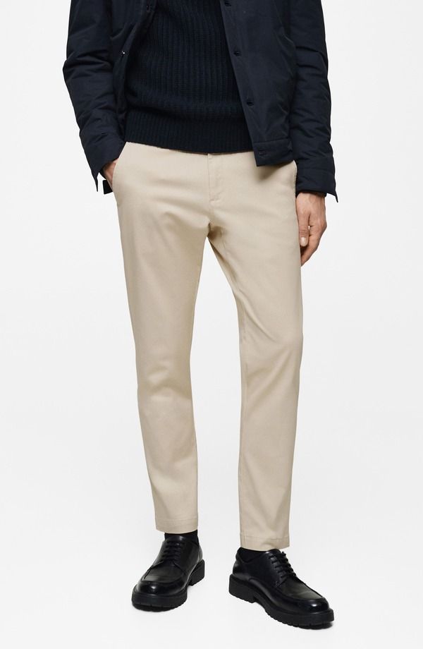 マンゴ メンズ ボトムス カジュアルパンツ スリムフィット コットン MANGO Slim Fit Flat Front Cotton Stretch Twill Chinos Ecru エクリュ