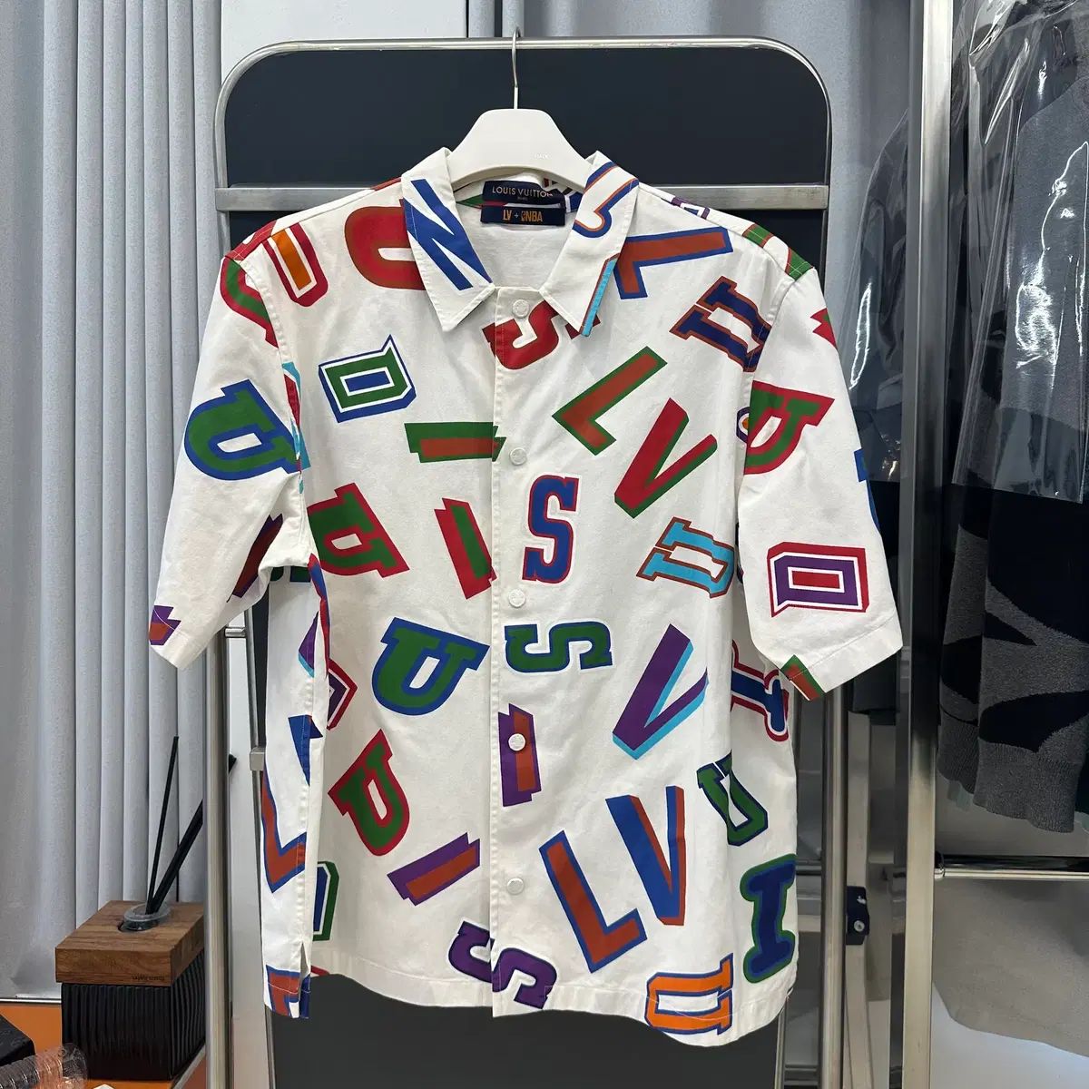 ルイヴィトン X NBA バスケットボール レタース オーバーサイズシャツ XXL