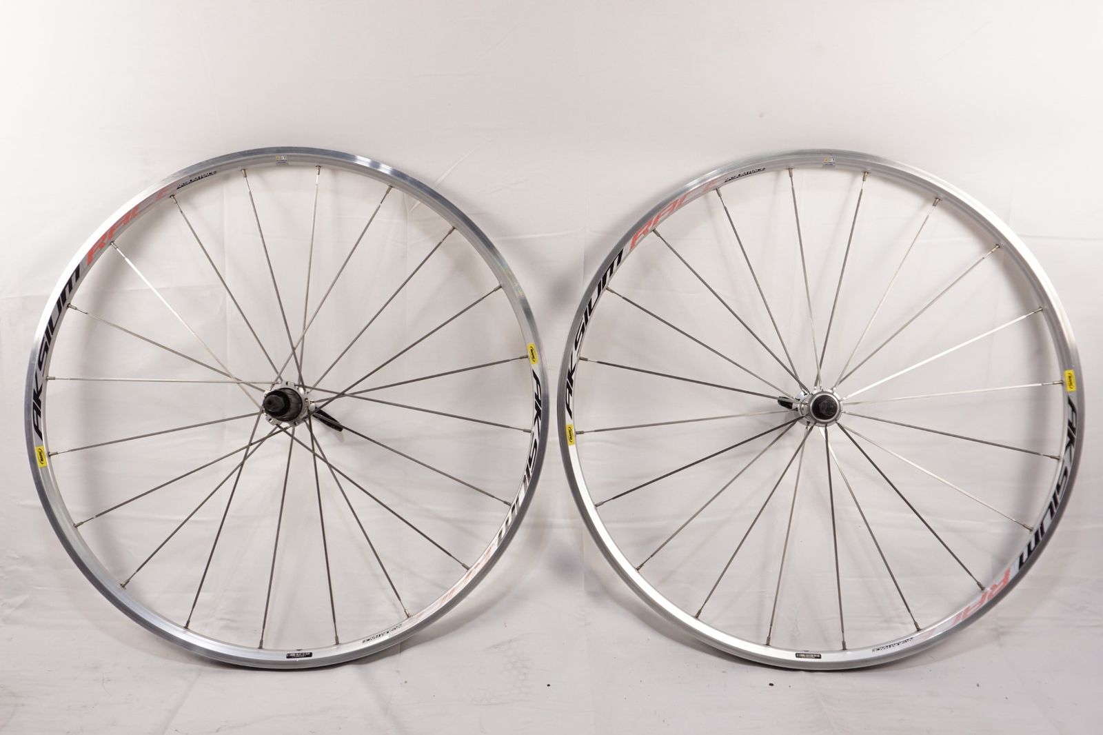 MAVIC 「マヴィック」 AKSIUM RACE シマノ11速 ホイールセット