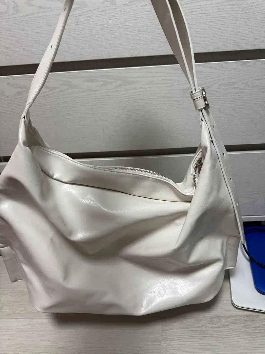 ムル NUOVO(ヌオーヴォ) HOBO BAG バッグ
