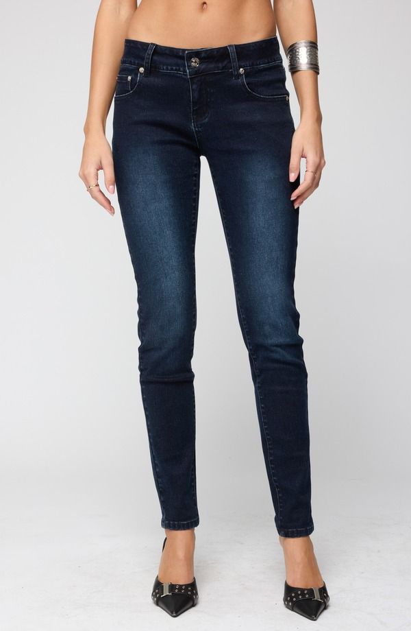アディクテッド レディース ボトムス デニムパンツ ローライズ ジーンズ EDIKTED Eloise Low Rise Skinny Jeans DarkBlue ブルー