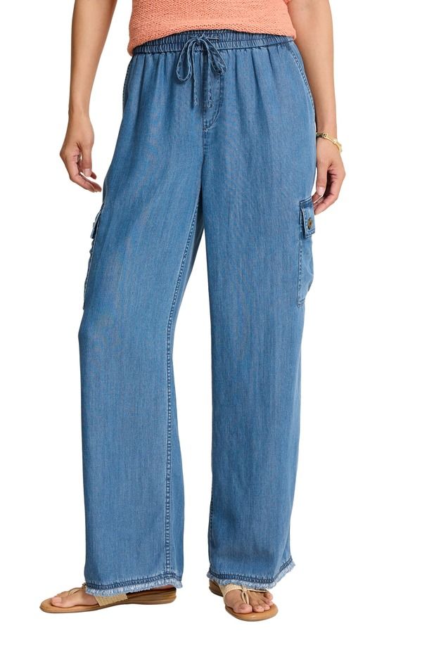 トッミーバハマ レディース ボトムス カジュアルパンツ カーゴパンツ Tommy Bahama O Lei Chambray Cargo Pants Med Indigo Wash インディゴ