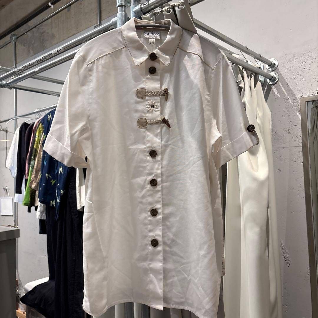 【東あずま店　併売品】　MEICO　メンズ　men's　shirt　シャツ　ヴィンテージ　vintage　ドイツ　刺繍　半袖