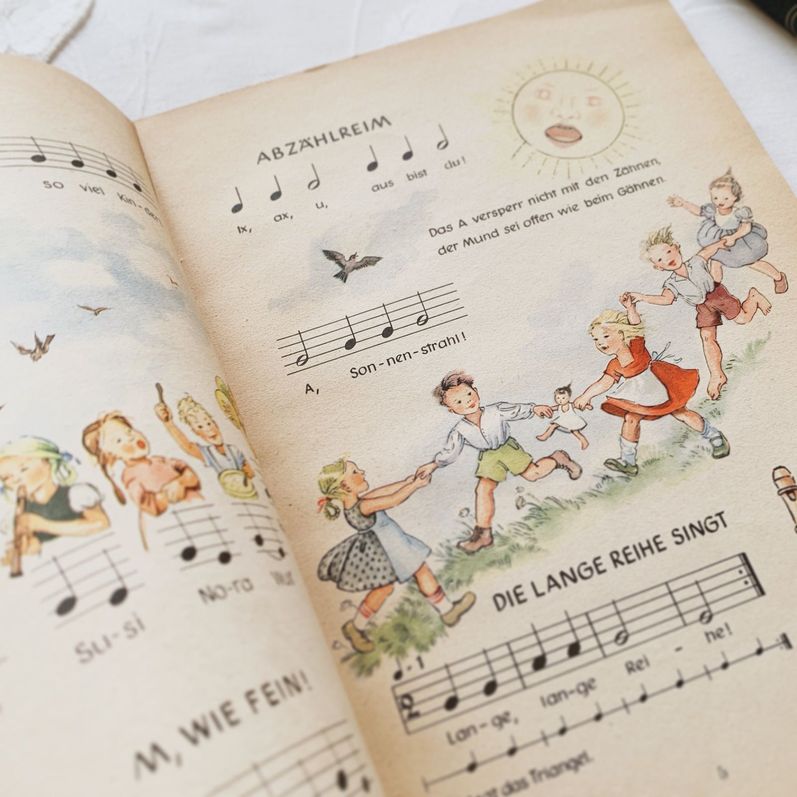 1950s ドイツの音楽教本・歌集 Singt und spielt/楽譜/ ヴィンテージ
