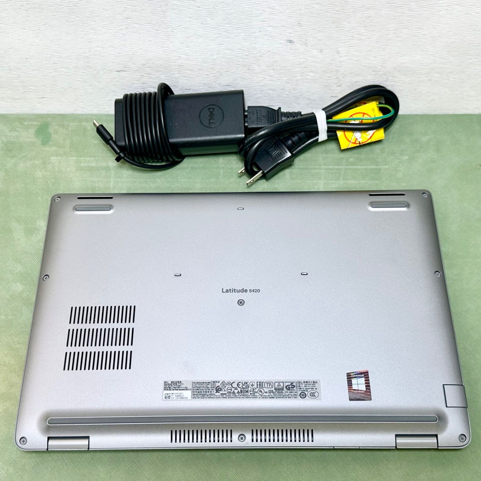 高年式2021】DELL Latitude 5420 i5/8GB/SSD256GB Win11 - メルカリ