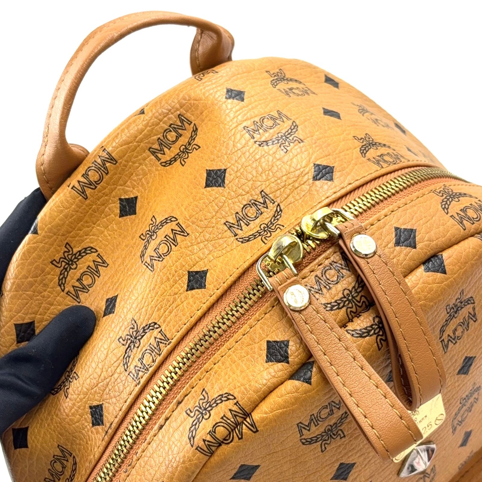新着】MCM ロゴグラム スタッズ レザー、PVC ライトブラウン バック