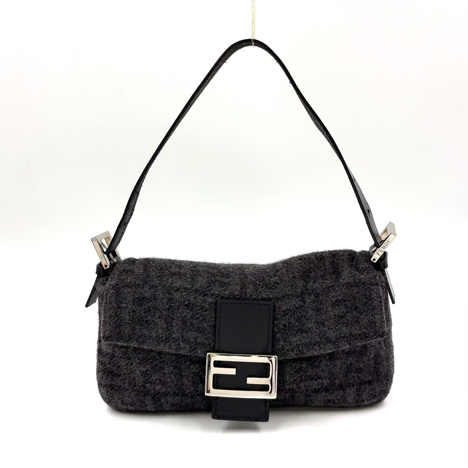 新着】FENDI ズッカ柄 マンマバケット ウール レザー、ウール グレー