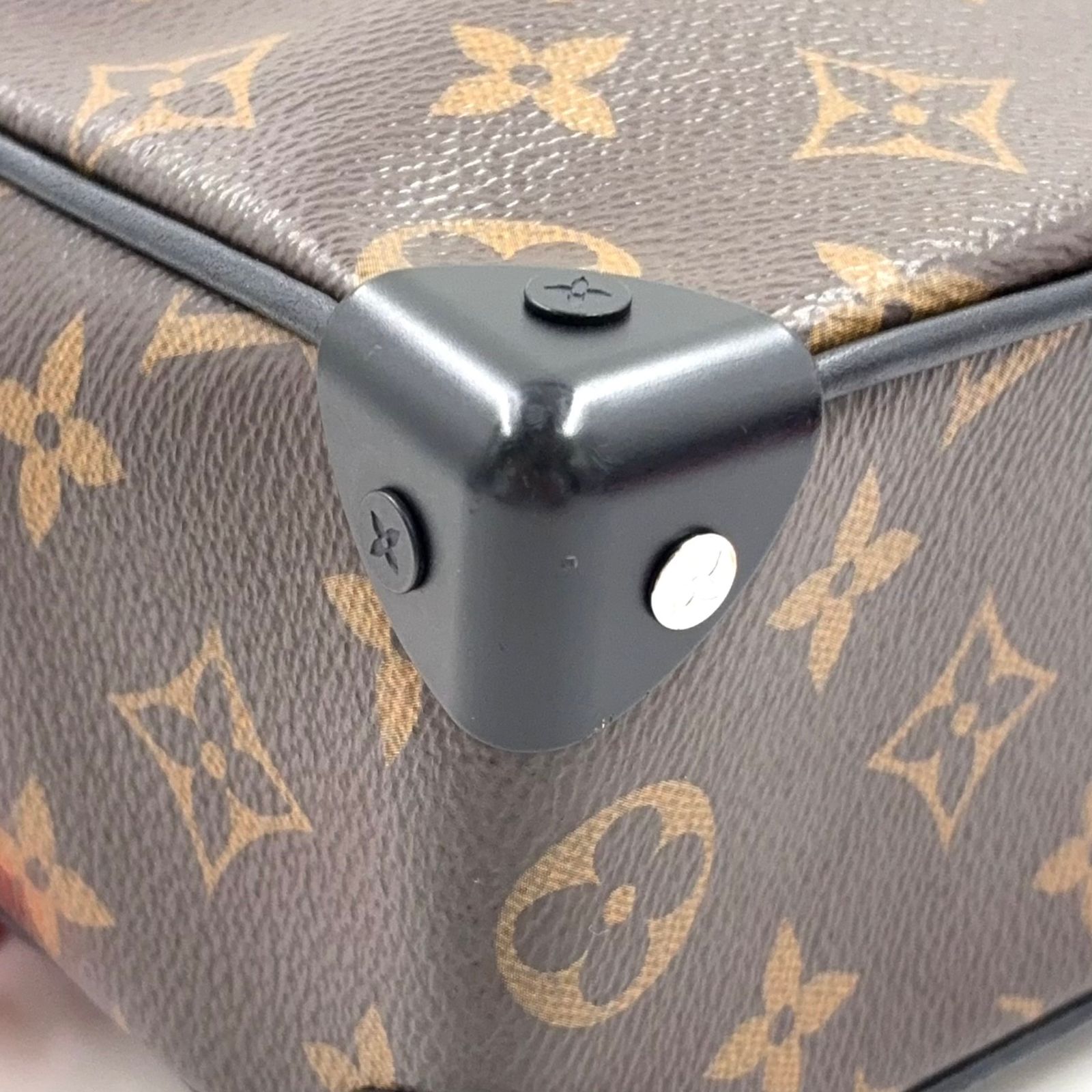 新着】LOUIS VUITTON ミニ ソフトトランク RFID対応 レザー、PVC