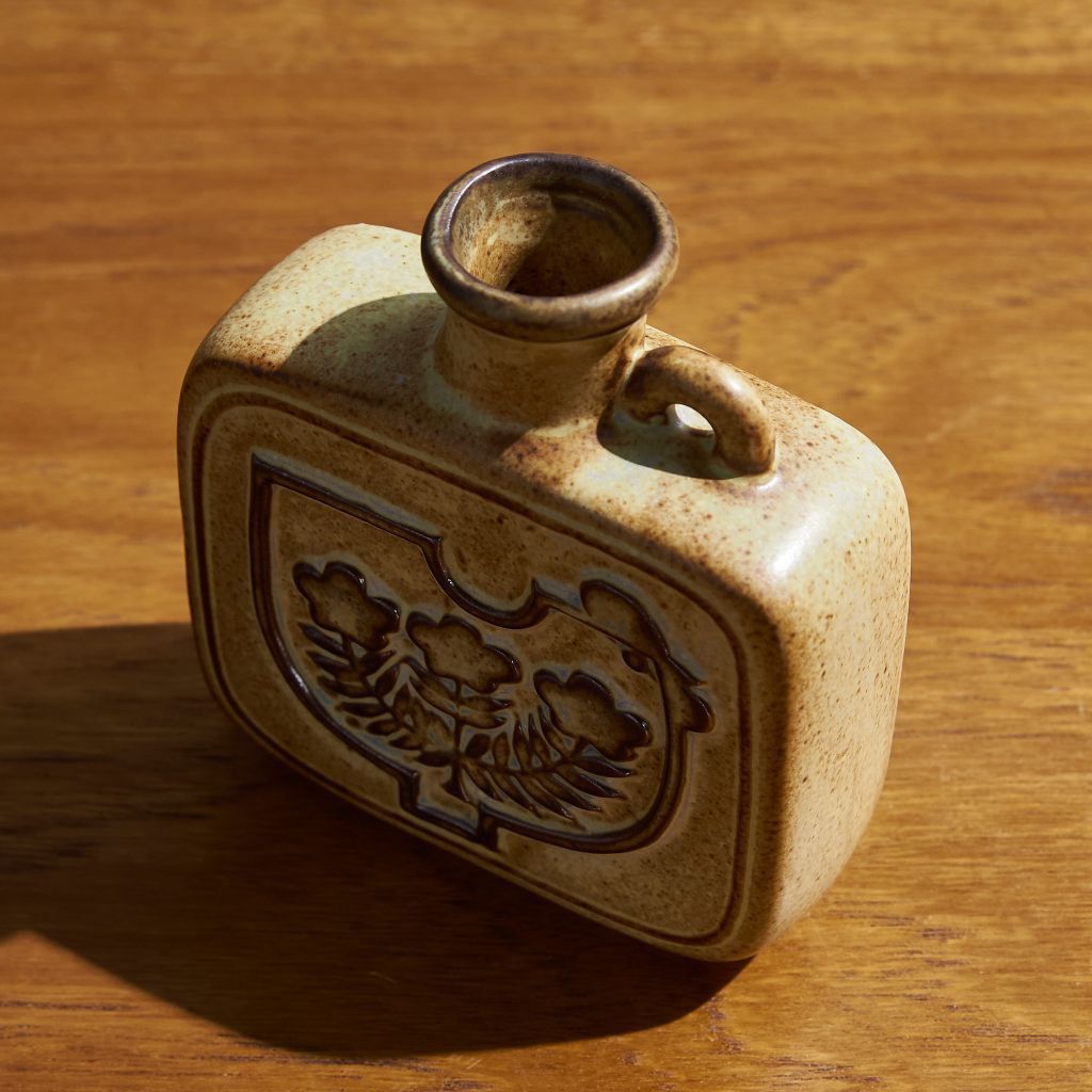 雑貨 陶器 かしわ窯 With a grip square Vase squre Vse 花瓶 一輪挿し