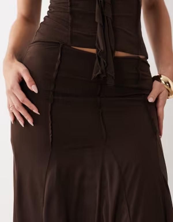エイソス レディース ボトムスカート シフォン フリル クロップド ASOS DESIGN stretchiffon godet cropped skirt in truffle part of a エイソス レディース ボトムスカート シフォン フリル クロップド ASOS DESIGN stretchiffon godet cropped skirt in truffle part of a