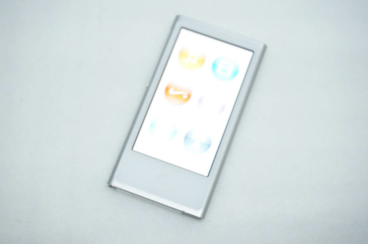 中古】Appleアップル 第7世代 iPod nano 16GB シルバー MD480ZP - メルカリ
