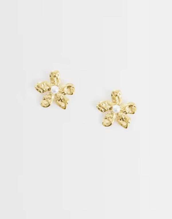 ロストソウルズ レディース アクセサリー ピアス・イヤリング Tシャツ Lost Souls faux pearl detail flower earrings in 18k gold plated