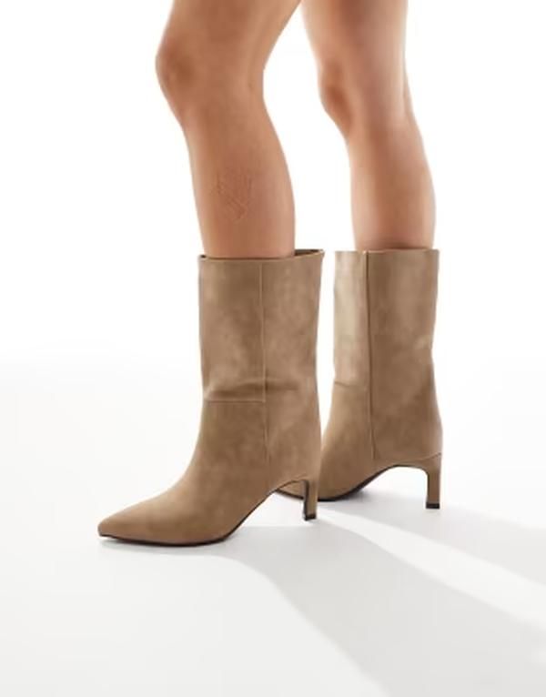 セクウェル レディース シューズ ブーツ・レインブーツ アンクル ヒール SEQWL Benz kitten heel ankle boots in taupe トープ