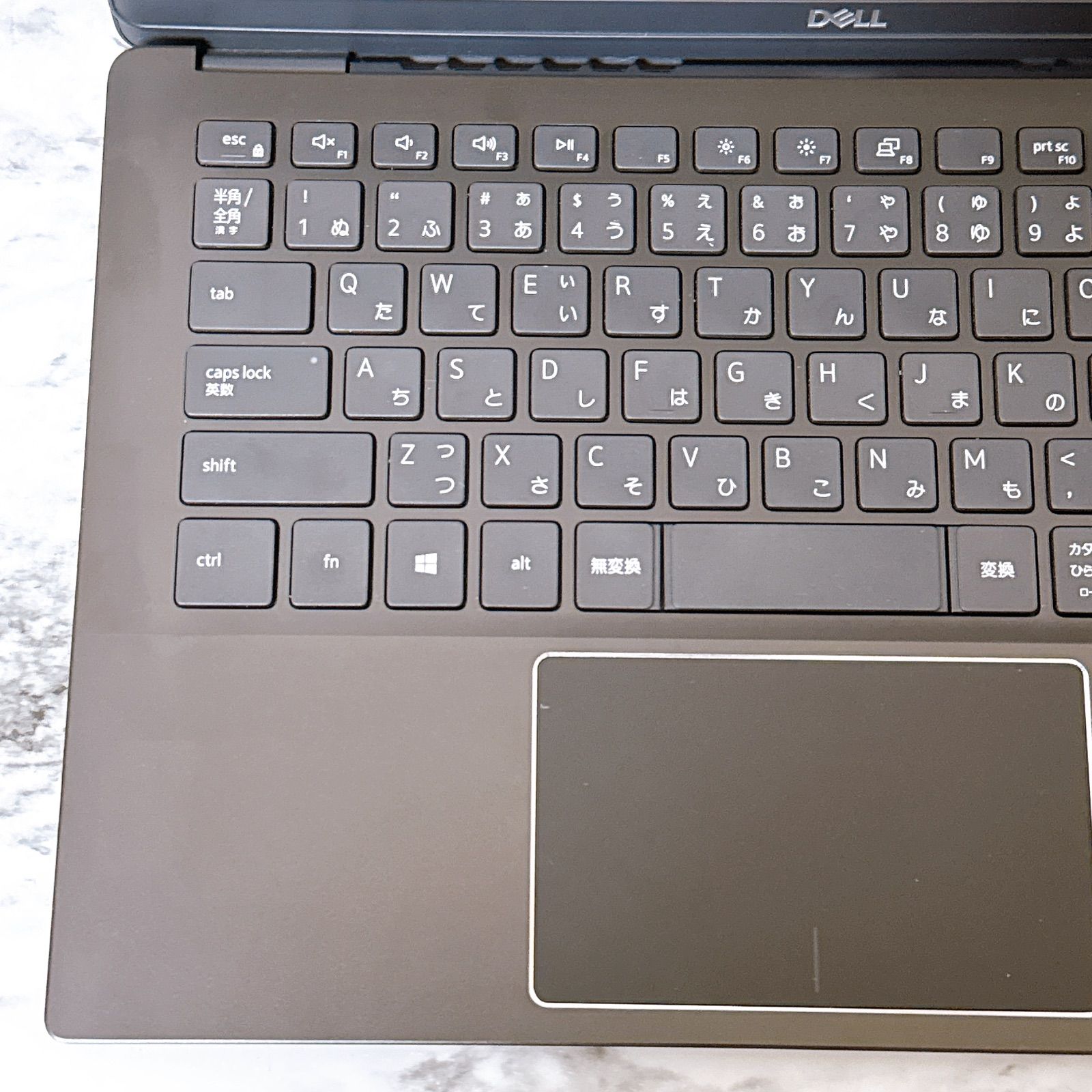 美品 DELL Latitude 3301 第8世代i5 Win11 - メルカリ