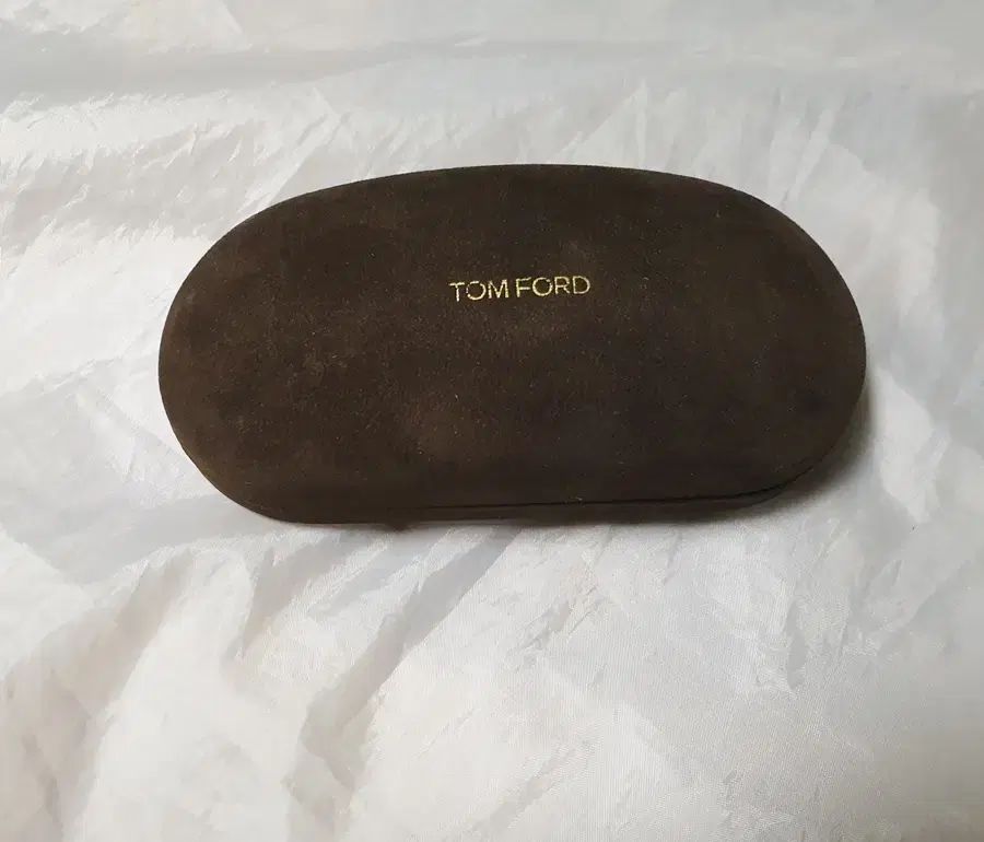 トムフォード サングラス 8,039円