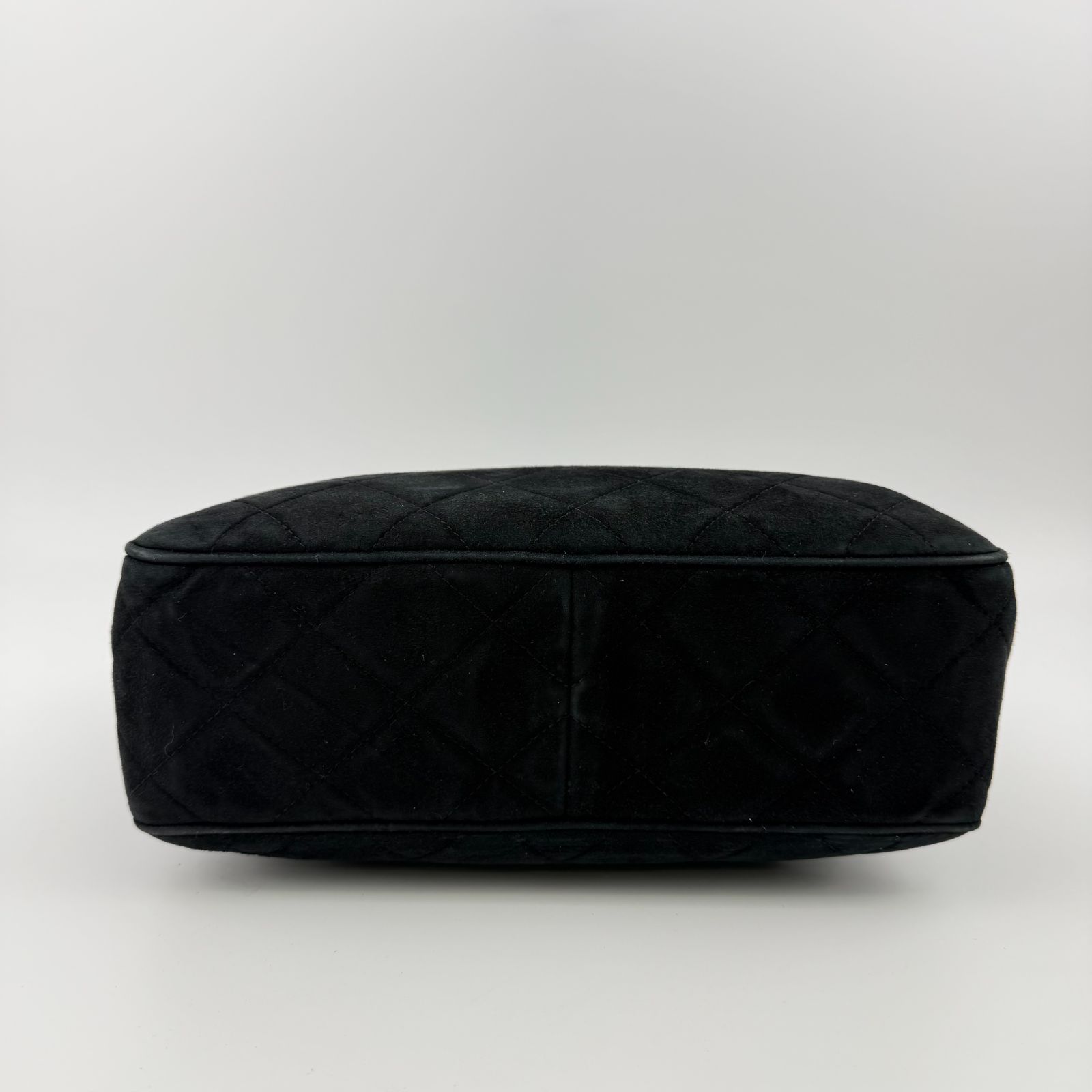 CHANEL/シャネル　ヴィンテージ　ショルダーバッグ　スエード　ブラック 中古】CHANEL シャネル マトラッセ チェーンショルダー ショルダー