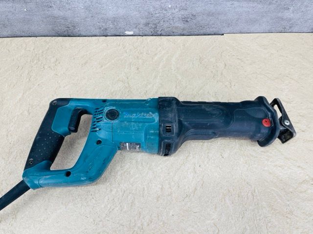 マキタ レシプロソー 【中古】動作保証 makita JR3050T 電動工具 グリーンxブラック 刃欠品 電動のこぎり 100V 9A 50-60Hz 860W /517498