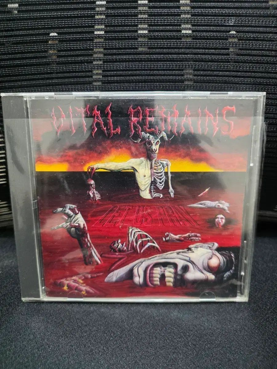 Vital Remains 日本版
