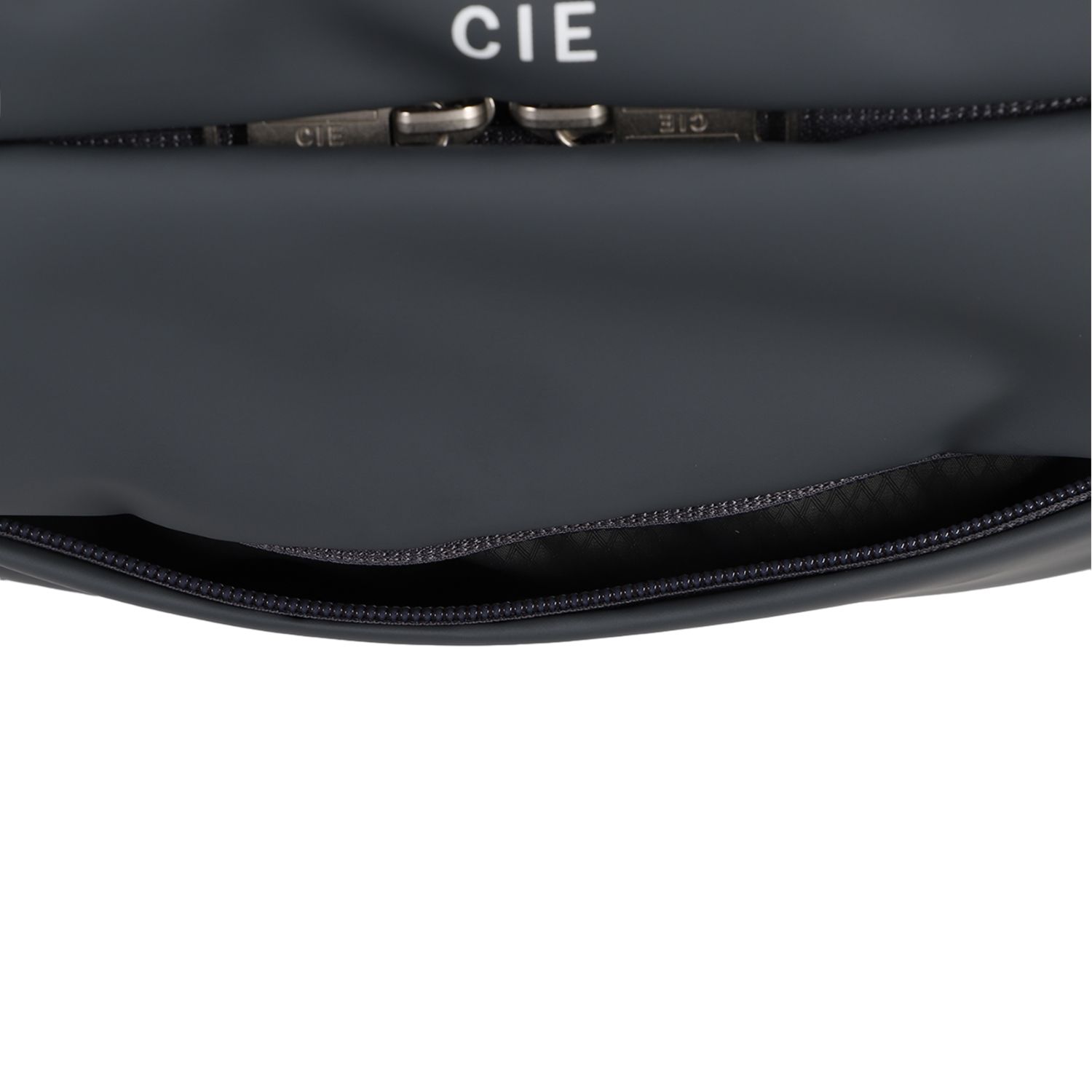 CIE シーショルダーバッグ ボディーバッグ メンズ レディース Lサイズ 9L 斜め掛け LEAP SLING BAG L 072302 CIE シーショルダーバッグ ボディーバッグ メンズ レディース Lサイズ 9L 斜め掛け LEAP SLING BAG L 072302