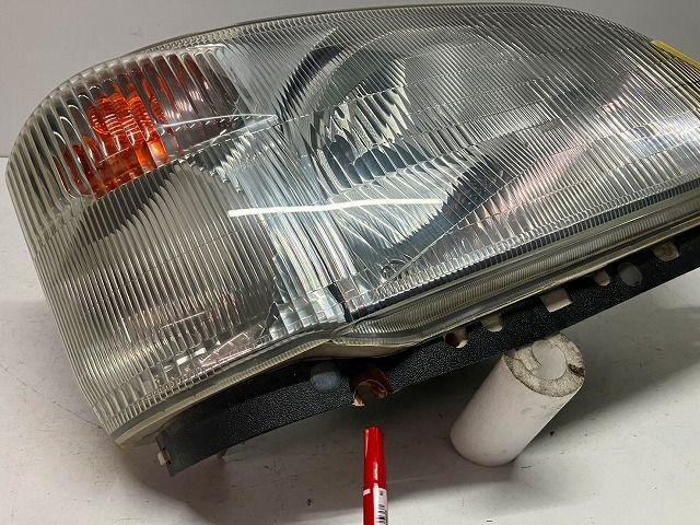 デュトロ ダイナ トヨエース 右ヘッドライト ハロゲン 12V 100-77868