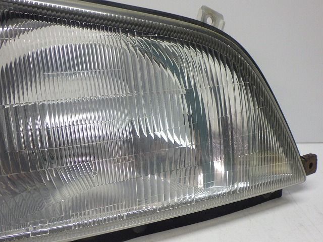 デュトロ ダイナ トヨエース 右ヘッドライト ハロゲン 12V 100-77868