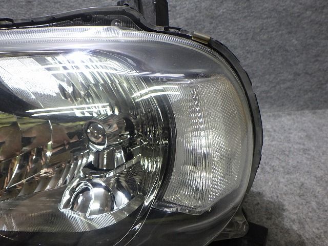 キューブ ヘッドライト 左右 HID キセノン Z12 NZ12 P8191 ZE 26010