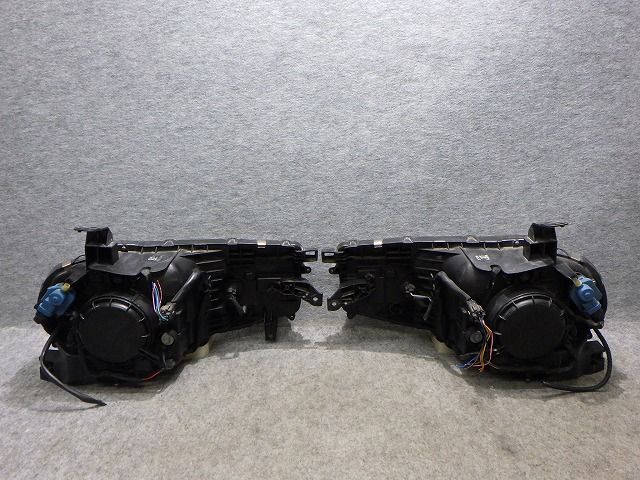 キューブ ヘッドライト 左右 HID キセノン Z12 NZ12 P8191 ZE 26010
