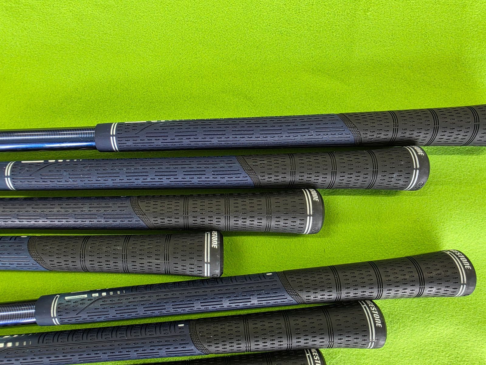 ブリヂストン TOURSTAGE ViQ メンズ アイアンセット 7本 SR カーボン 